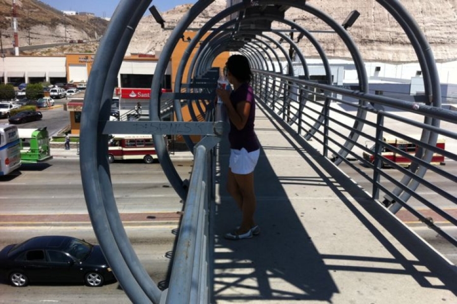 Crítica al sistema: Los puentes en Tijuana y en el País